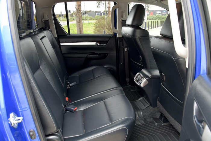 2019 Toyota Hilux SR5