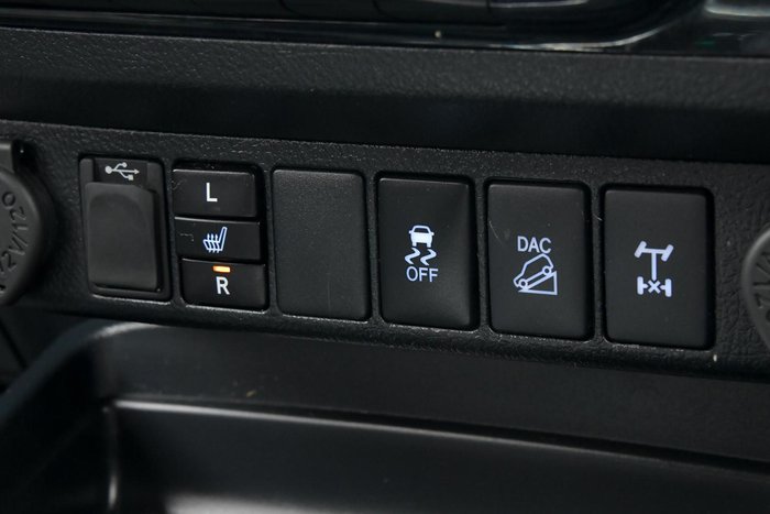 2019 Toyota Hilux SR5