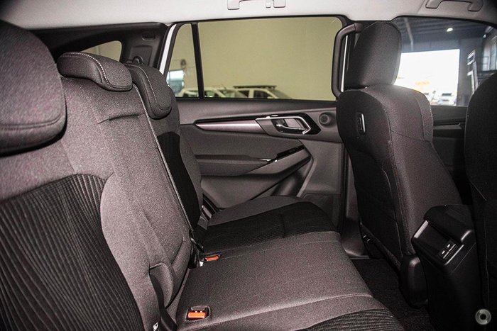 2025 Isuzu MU-X LS-U