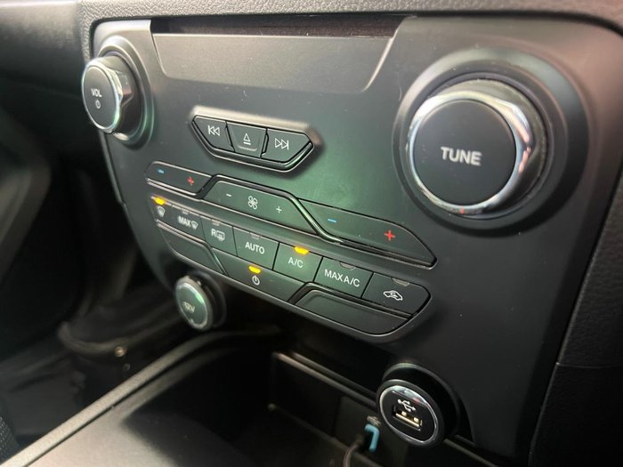 2020 Ford Everest Sport