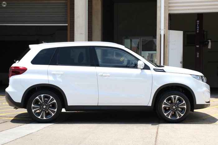 2024 Suzuki Vitara Turbo LY Series II 4X4 On Demand Cool White