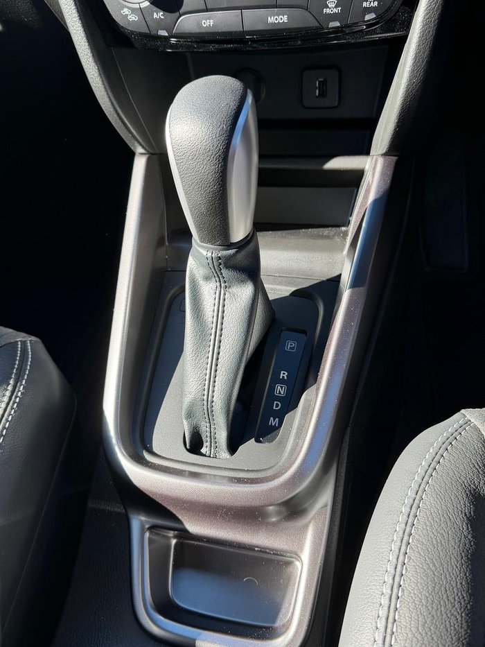 2024 Suzuki Vitara Turbo LY Series II Cool White