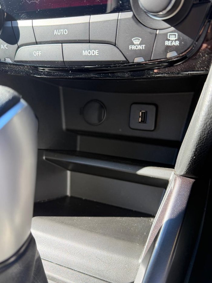 2024 Suzuki Vitara Turbo LY Series II Cool White