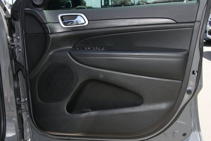 2021 Jeep Grand Cherokee Night Eagle