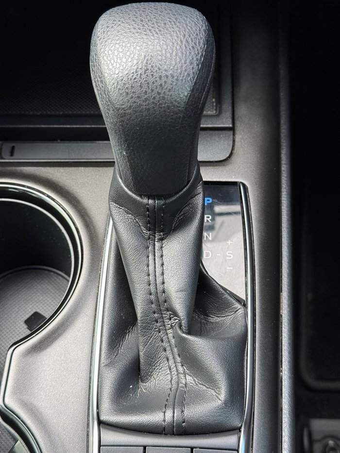 2022 Toyota Camry Ascent AXVH70R Glacier White