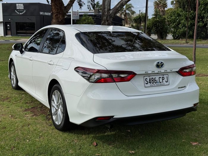 2022 Toyota Camry Ascent AXVH70R Glacier White