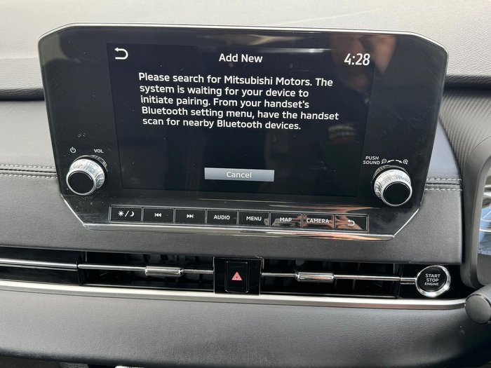 2022 Mitsubishi Outlander LS