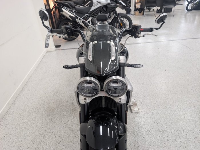 2022 Triumph ROCKET 3 GT Black