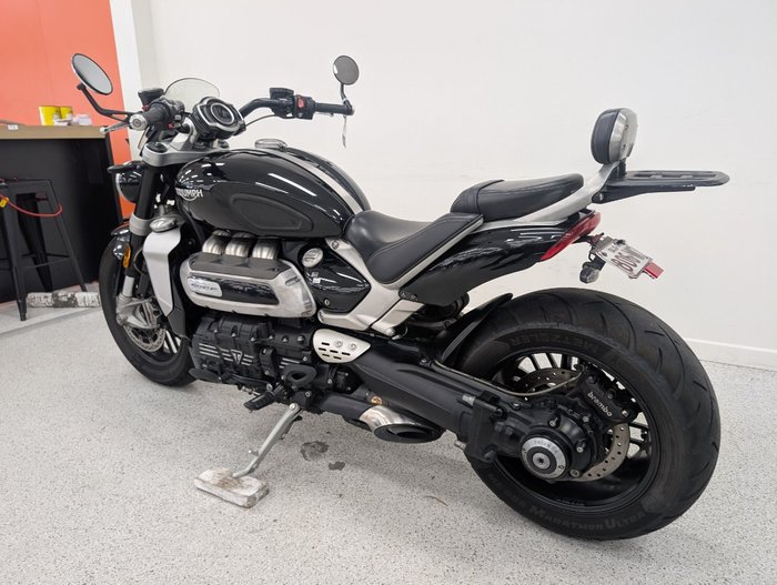 2022 Triumph ROCKET 3 GT Black