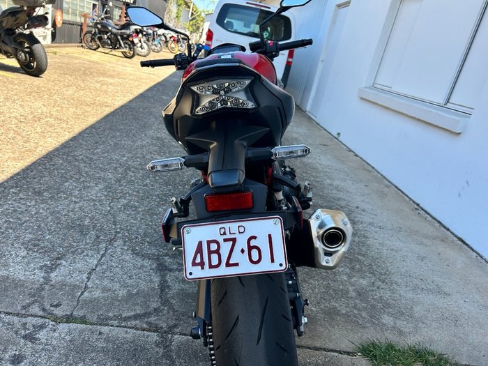 2024 Kawasaki Z900 (ZR900) RED