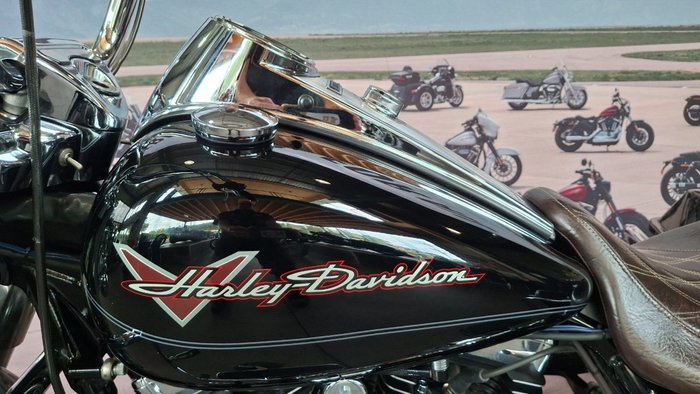 2011 Harley-davidson FLHR ROAD KING Black