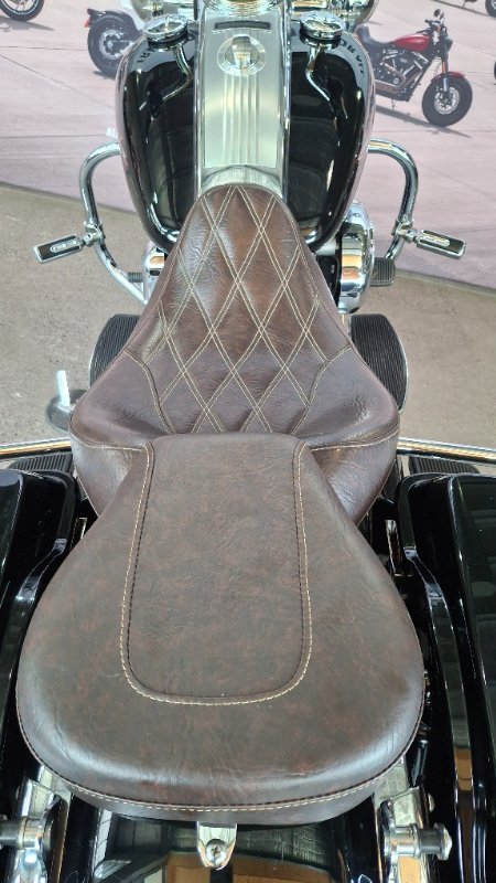 2011 Harley-davidson FLHR ROAD KING Black