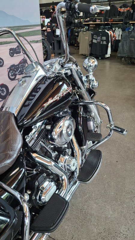 2011 Harley-davidson FLHR ROAD KING Black