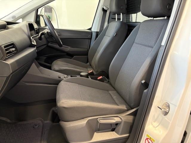 2024 Volkswagen Caddy TSI220