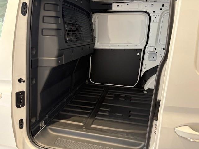 2024 Volkswagen Caddy TSI220