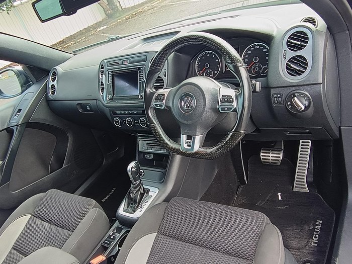 2015 Volkswagen Tiguan 132TSI 5N MY16 Four Wheel Drive Night Blue