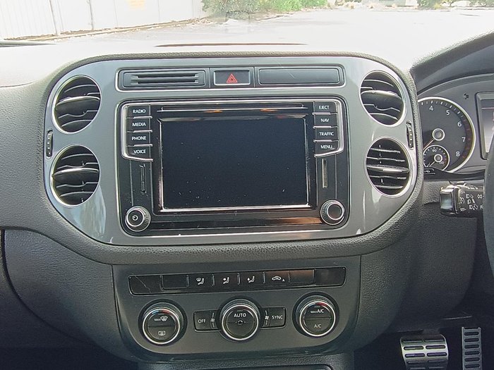 2015 Volkswagen Tiguan 132TSI 5N MY16 Four Wheel Drive Night Blue