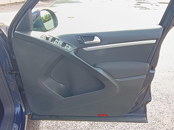 2015 Volkswagen Tiguan 132TSI 5N MY16 Four Wheel Drive Night Blue