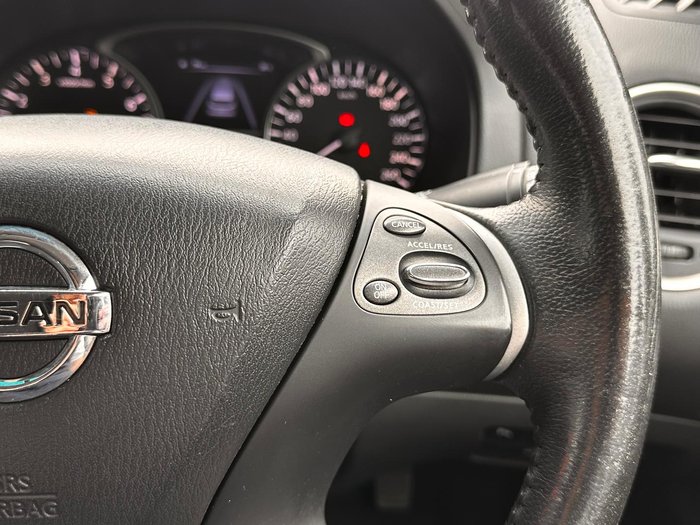 2014 Nissan Pathfinder ST