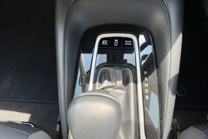 2025 Toyota Corolla SX Hybrid