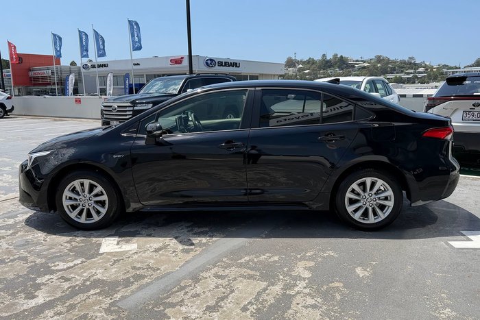 2025 Toyota Corolla SX Hybrid