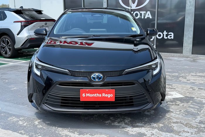 2025 Toyota Corolla SX Hybrid