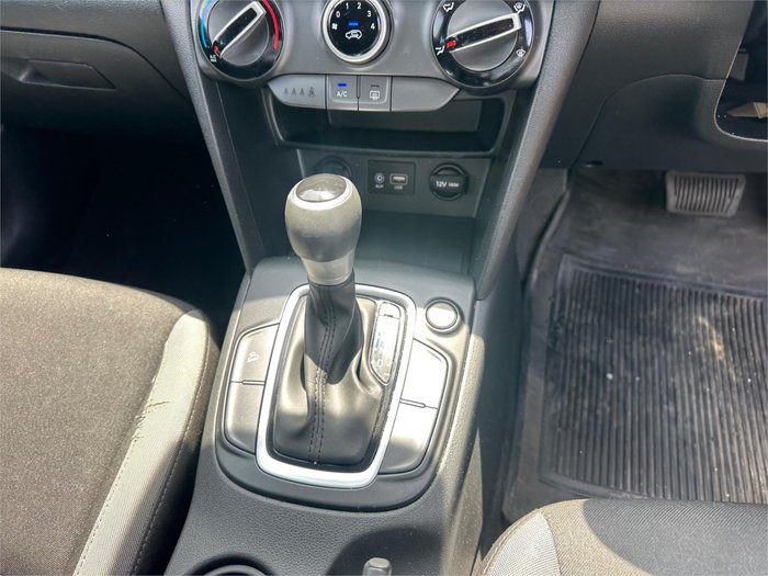 2020 HYUNDAI KONA ACTIVE (FWD)