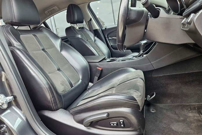 2017 Holden Commodore SV6