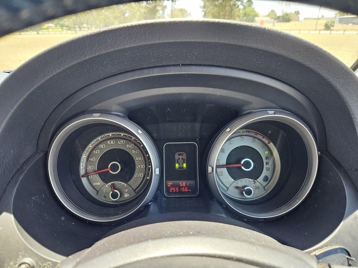 2013 Mitsubishi Pajero GLX-R