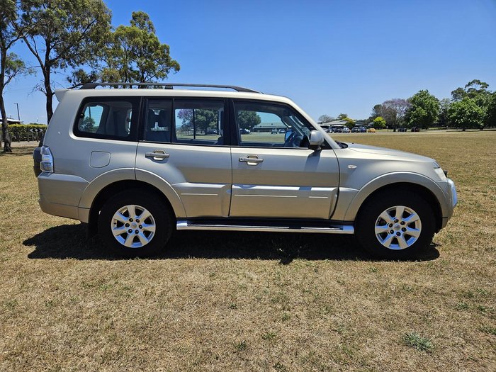 2013 Mitsubishi Pajero GLX-R