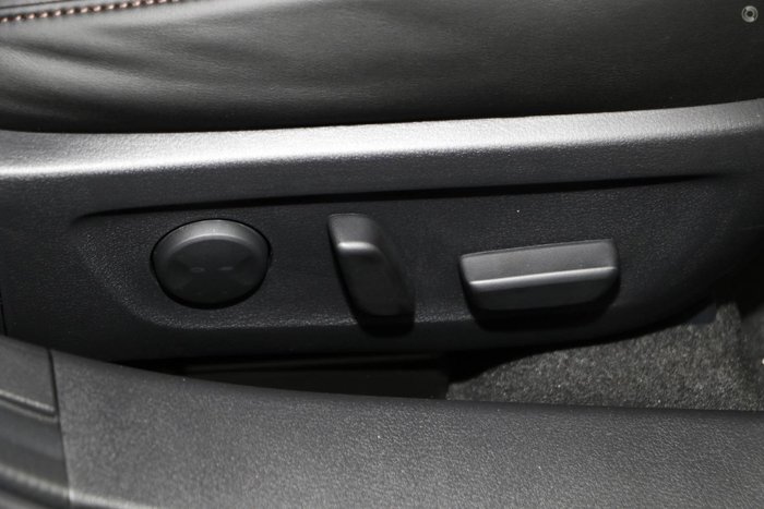 2025 Mazda 3 G20 Touring