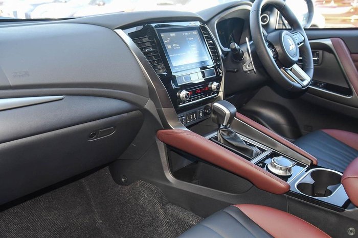 2025 Mitsubishi Pajero Sport GSR