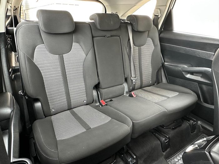 2022 Kia Sorento Sport