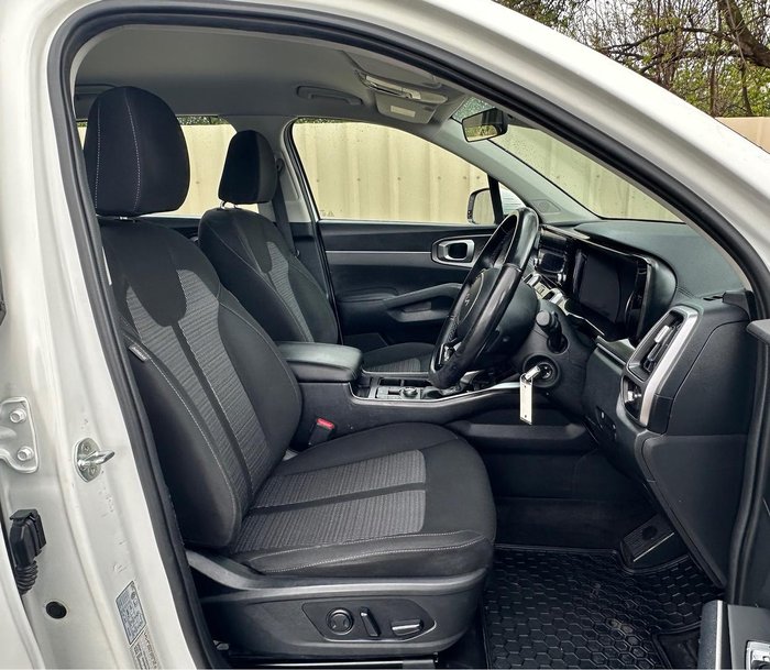 2022 Kia Sorento Sport