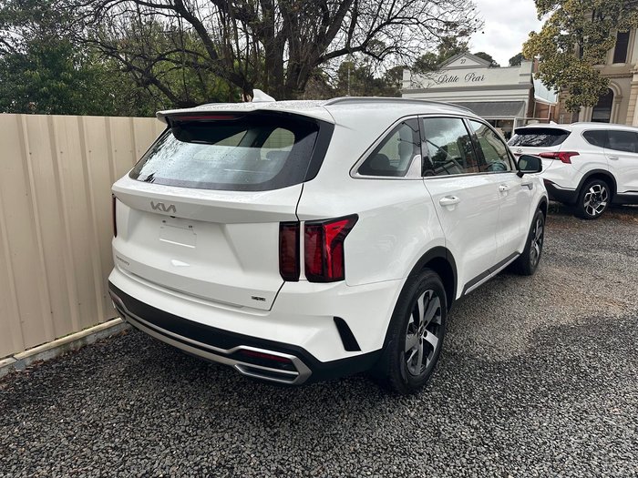 2022 Kia Sorento Sport