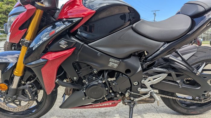 2016 Suzuki GSX-S1000 Red