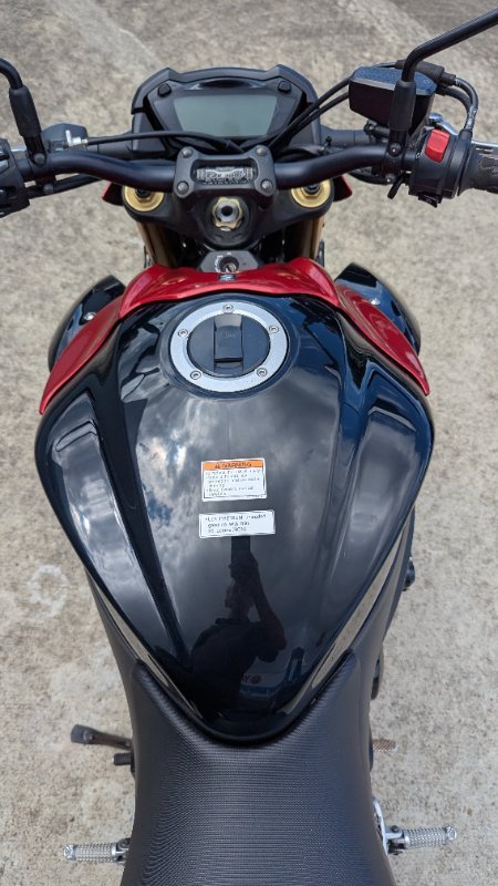 2016 Suzuki GSX-S1000 Red