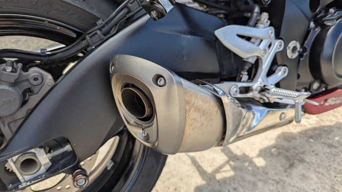 2016 Suzuki GSX-S1000 Red