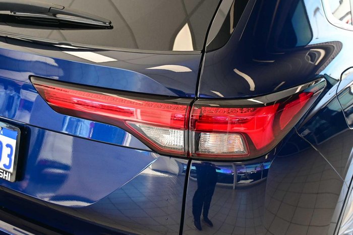 2024 Mitsubishi Outlander LS