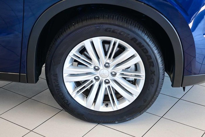 2024 Mitsubishi Outlander LS