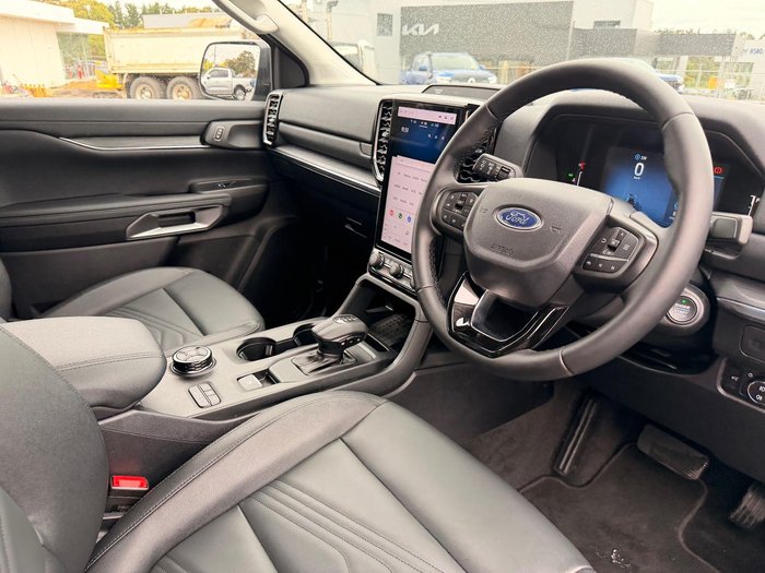 2025 Ford Everest Trend