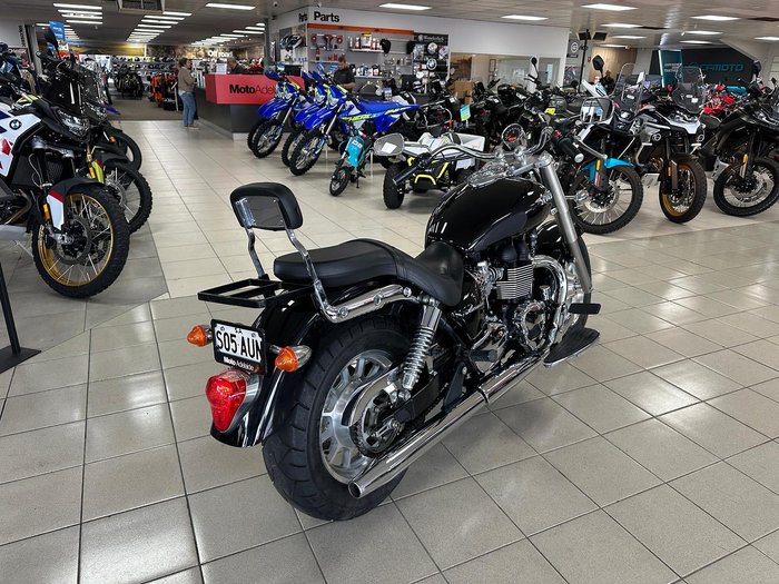 2014 Triumph America America Black