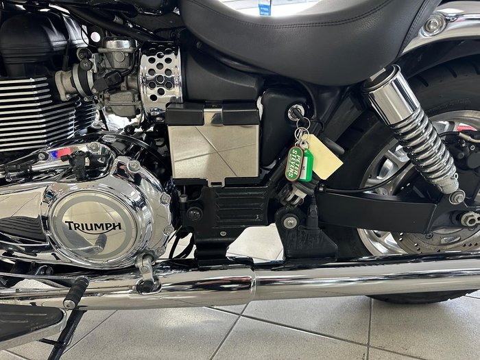 2014 Triumph America America Black