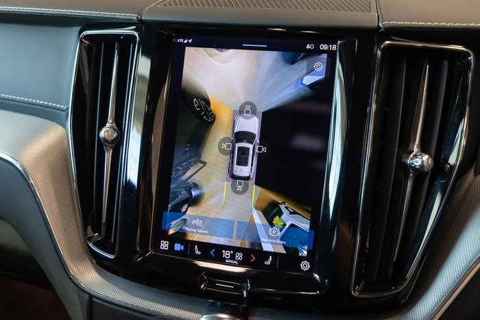 2021 Volvo XC60 B6 R-Design MY22 AWD White