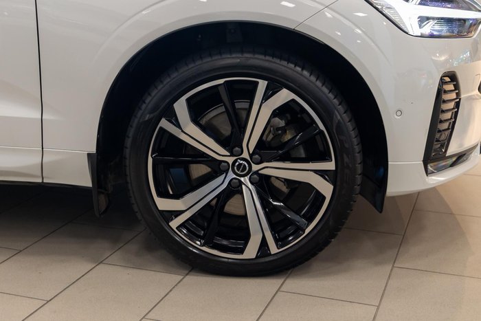 2021 Volvo XC60 B6 R-Design MY22 AWD White