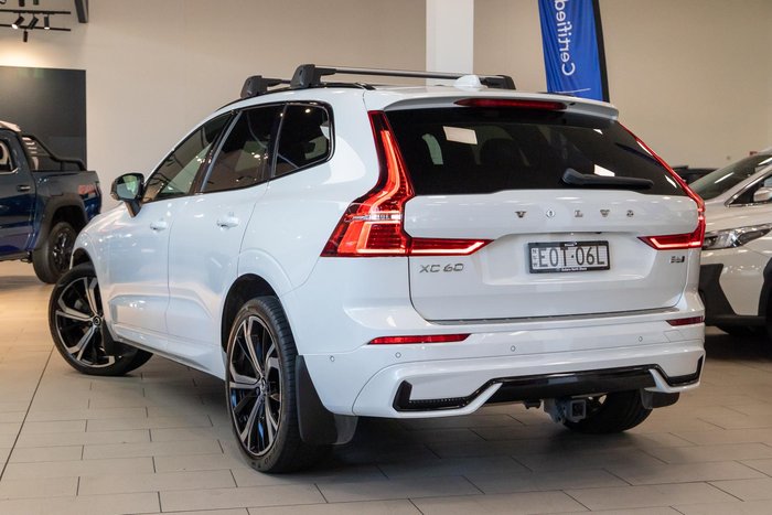 2021 Volvo XC60 B6 R-Design MY22 AWD White
