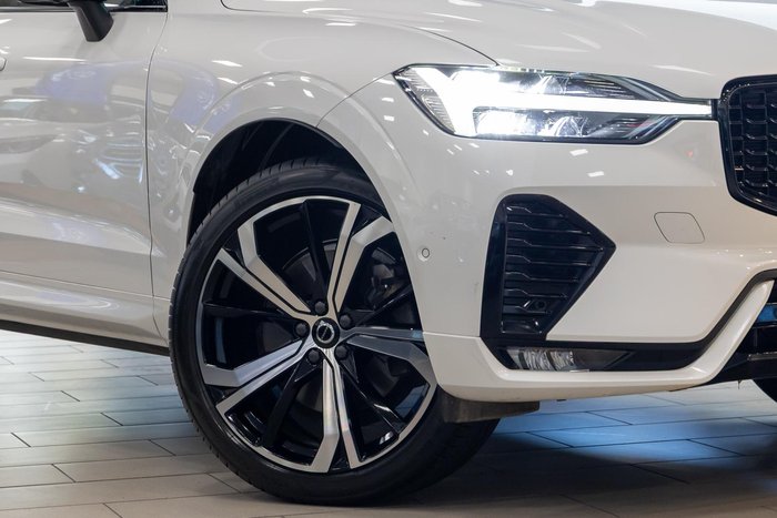 2021 Volvo XC60 B6 R-Design MY22 AWD White