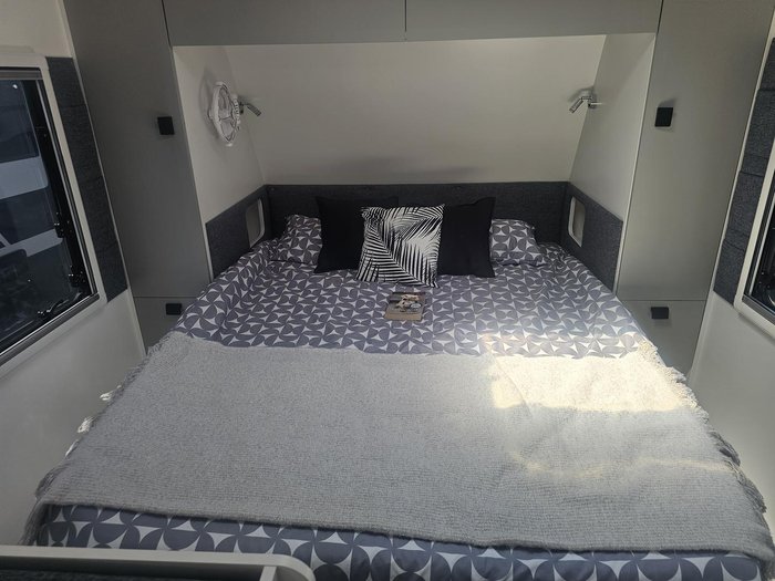 2025 New Age Caravans Manta Ray Mr19er Emb My25