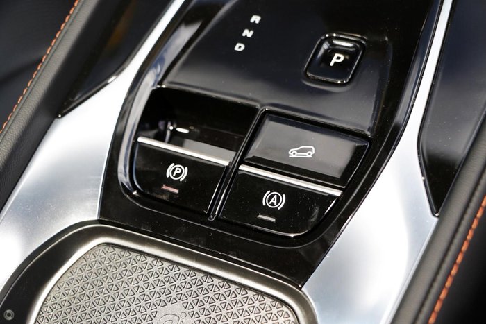 2025 MG HS Super Hybrid Essence AS33P MY25 Cashmere Silver