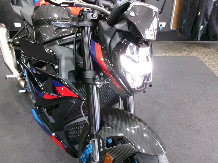 2023 BMW Motorrad M 1000 R BLACK STORM METALLIC M SPORT